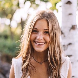 Meet your Posher, Emilie